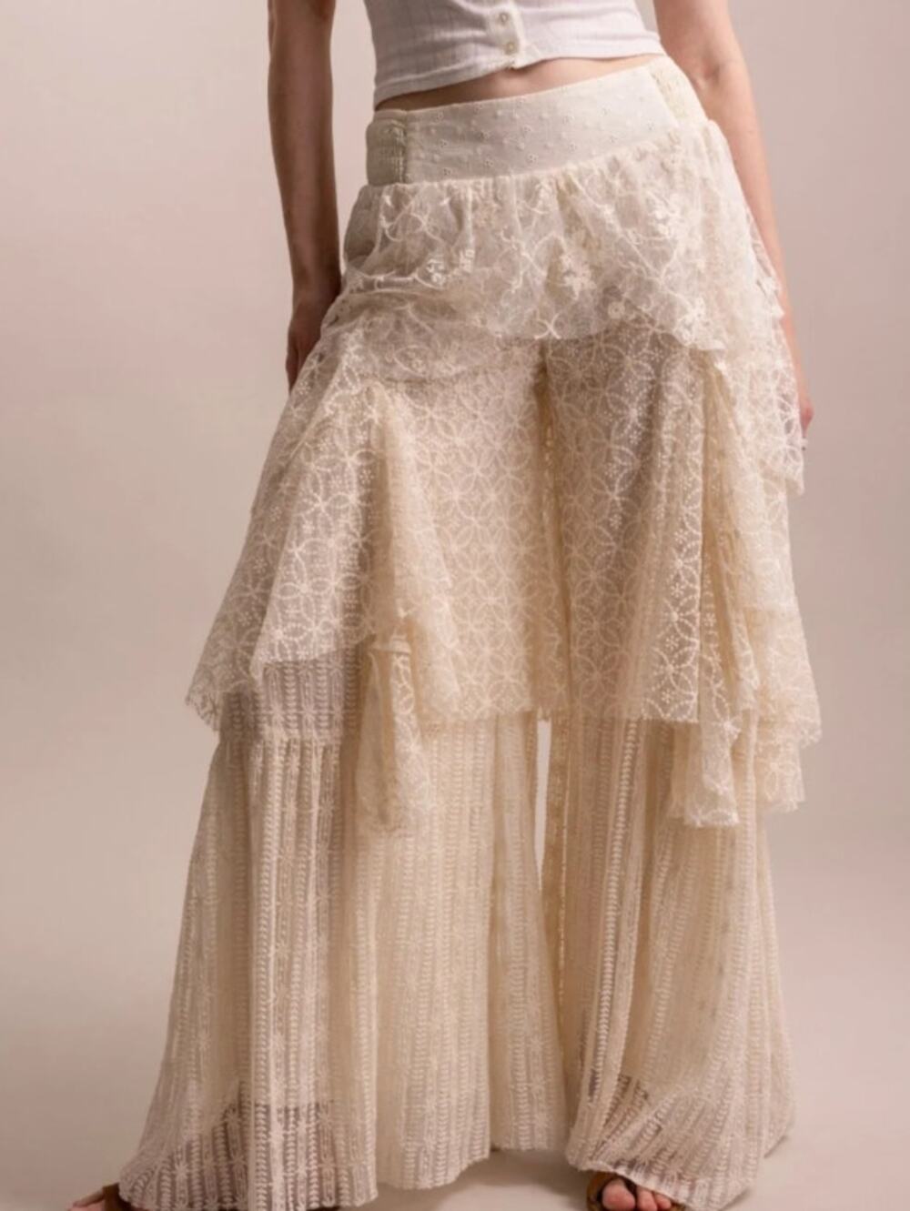 Blue Velvet Cream Layered Lace Ruffle Wide Leg Pants XL - Romantic